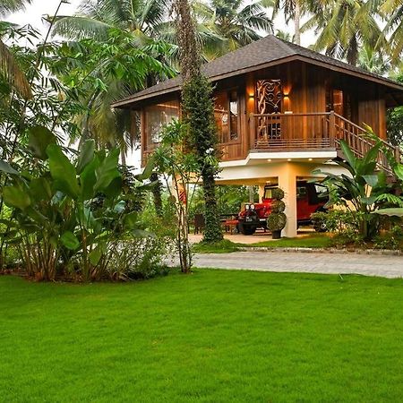 Villa Woods & Palms Pollāchi 외부 사진